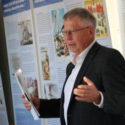 Impressionen von der Ausstellung DDR - Mythos und Wirklichkeit