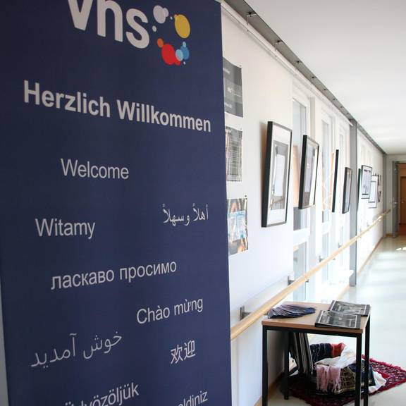 "Ausstellung Flucht und Migration" der Volkshochschule Saale-Orla