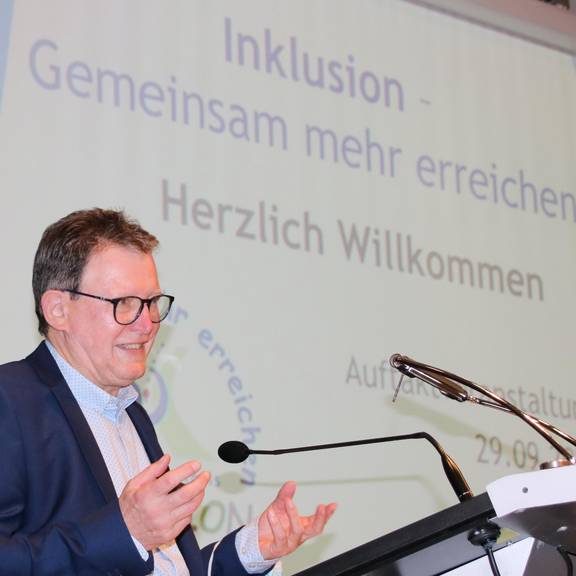 Impressionen von der Auftaktveranstaltung "Inklusion - gemeinsam mehr erreichen" im Saale-Orla-Kreis