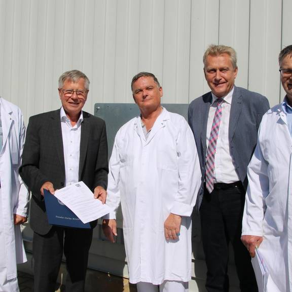 Übergabe bescheid zu biofilter an schleizer fleisch und wurstwaren